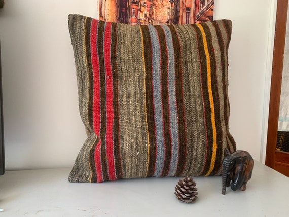 Large throw pillows 24x24 hot sale