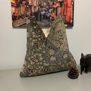 Turkse kelim kussensloop, vintage tapijt kussen 16 x 16 - boho kussen - huisdecoratie - bloemen sierkussen - kussen met textuur - woonkamerdecor