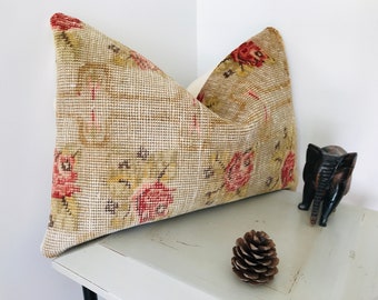 Floral Carpet Pillow Cover 16x24 -Rectangular Throw Pillow -Bed Decor -Lumbar Pillow for Bed -Turkish Kilim Pillow Couch Cushion -Rug Pillow