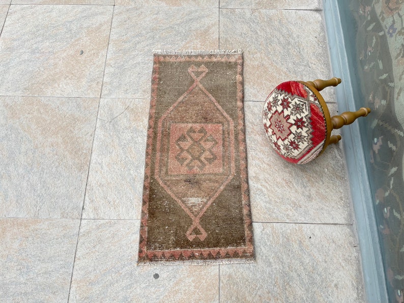 Small Vintage Rug,Small Turkish Rug,1.6x3.4ft Small Oriental Rug Small Oushak Rug Small Entry Rug Boho Rug, Small Rug Doormat