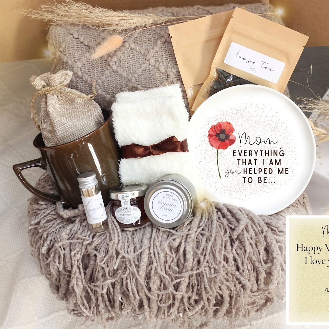 Gift Box for Mom- Mom's Delight- Love Bundle main image 1