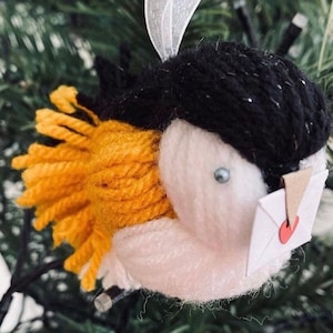 Lana hecha a mano / hilo Love Bird - Pensando en ti personalizado - Nota de amor / Carta - Adorno