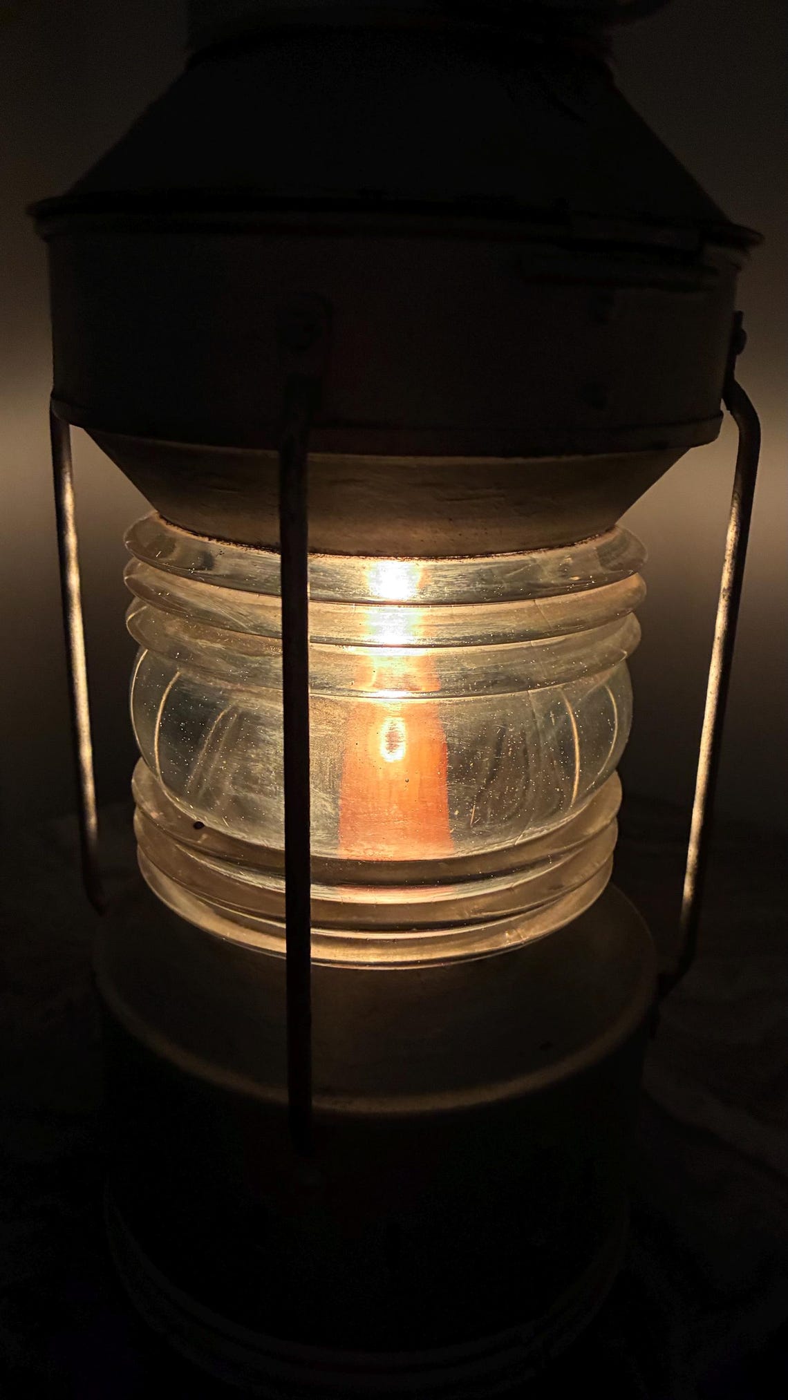 Vintage Ship's Anchor Lantern, Galvanized Steel Boat Light, Authentic Maritime Decor, photo 4 sur 5