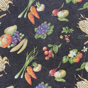 Vintage kitchen style curtain in design of fruit and vegetables