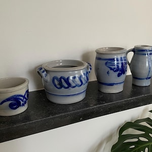 Set of 4 Salt Glazed Vintage Stoneware Pots and a jug, Westerwald | Antique German Pottery, blue and stone colour