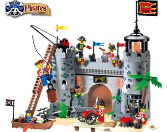 pirate themed toys