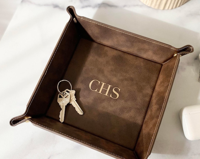 Personalized Leather Tray, Engraved Vegan Leather Valet Tray, Personalized Catchall, Christmas Gift, Father's Day Gift, Graduation Gift