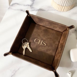 Father&#39;s Day Gift, Personalized Leather Tray, Gift for Dad, Leather Catch All, Christmas Gifts, Valet Tray, Graduation Gifts, Vegan Leather