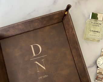 Personalized Catchall Tray, Engraved Vegan Leather Valet Tray, Catch All Tray, Father&#39;s Day Gifts, Christmas Gifts for Him, Gifts for Dad