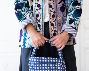 Quilted hand bag