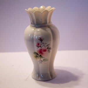 Donegal Irish Parian China Handcrafted Floral Bouquet 7.5 inch VASE