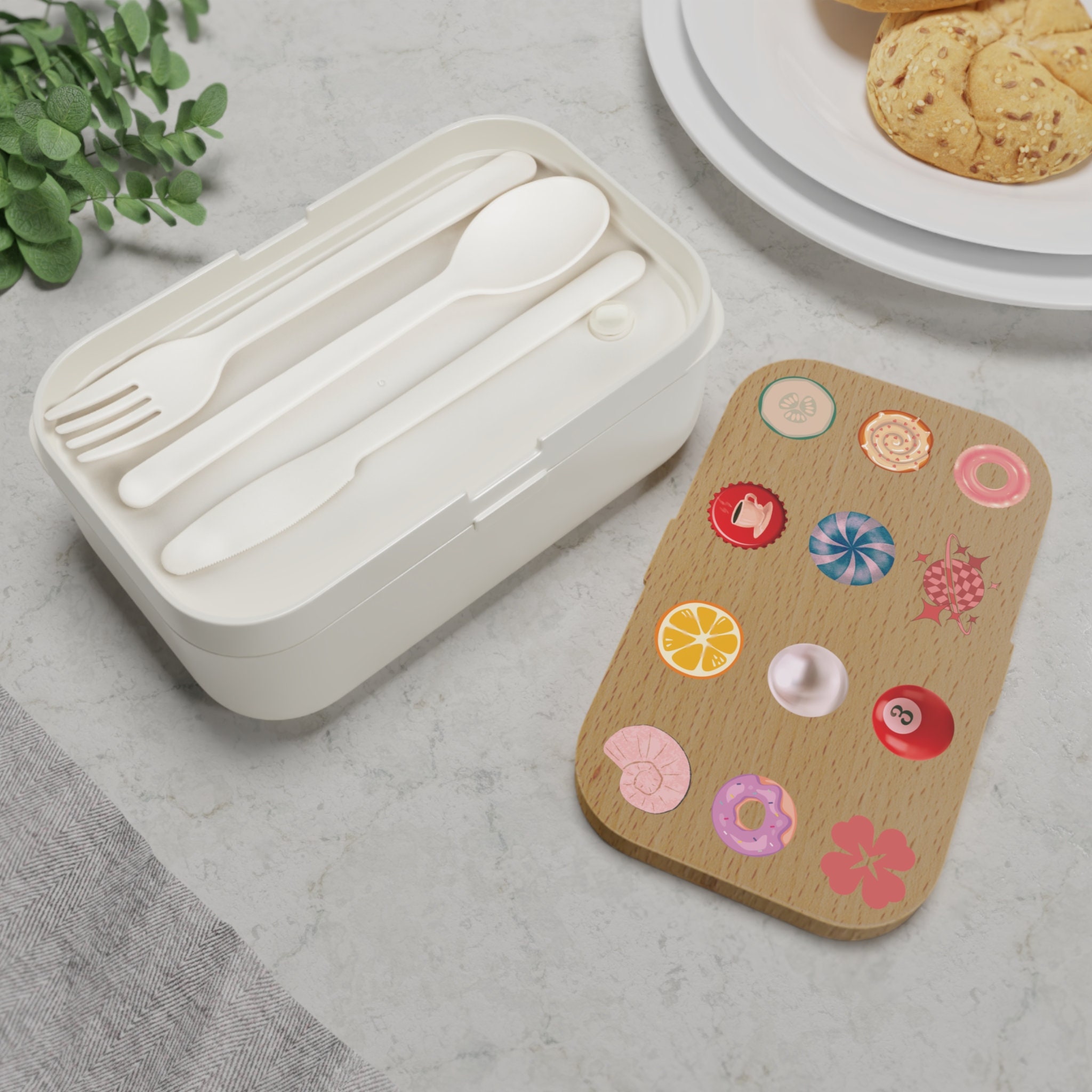 Vsco girl lunch box hotsell