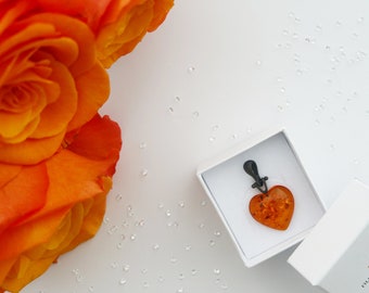 Small Amber Heart Pendant in Cognac with Dark Silver Bail
