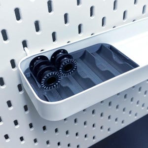 Storage insert spool holder No. 3 - Bernina B9 for Ikea Skadis