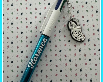 Penna bic personalizzata a 4 colori con charm da infermiera/badante