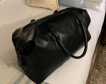 Personalised Overnight Weekender Holdall Bag - Embroidered Vegan Leather Travel Duffle Bag - Gift for Men - Initial Weekend Bag for Him
