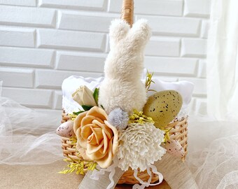 花柄イースターバスケット：布張りの籐製バニーバスケット