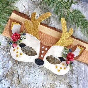 Deer felt mask, Felt mask with flowers, Felt appliqué, Elastic back, Christmas photo props, Costume, Halloween mask, Christmas mask,