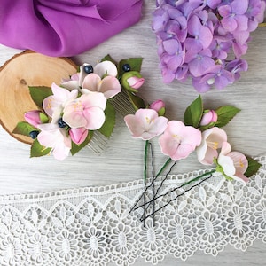Flower hair comb, wedding hair comb with blossom, bridal hair pins, wedding flower hair pins, bridesmaid hair comb