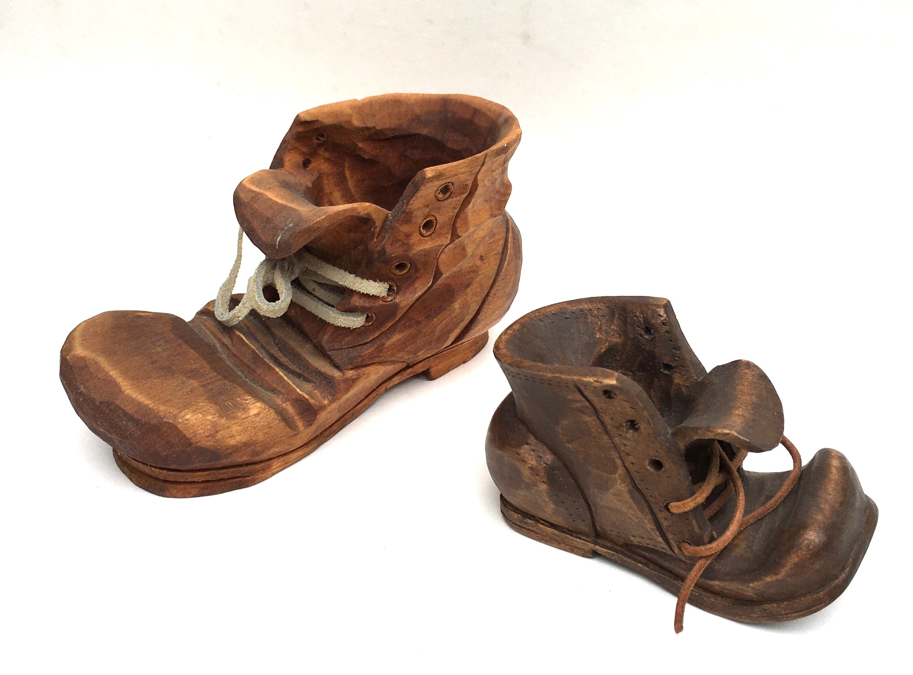 2 zapatos de madera tallada folk Art Etsy