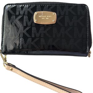 Gebrauchte MK Designer Signature Lackleder Monogram Akkordeon Geldbörse