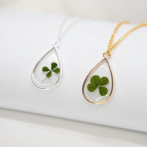Teardrop shape Resin earrings with real four-leaf clovers