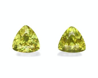 3.27 ct Pair Beautiful Green Sphene Sparkle Lustre Natural 100/% Genuine gem