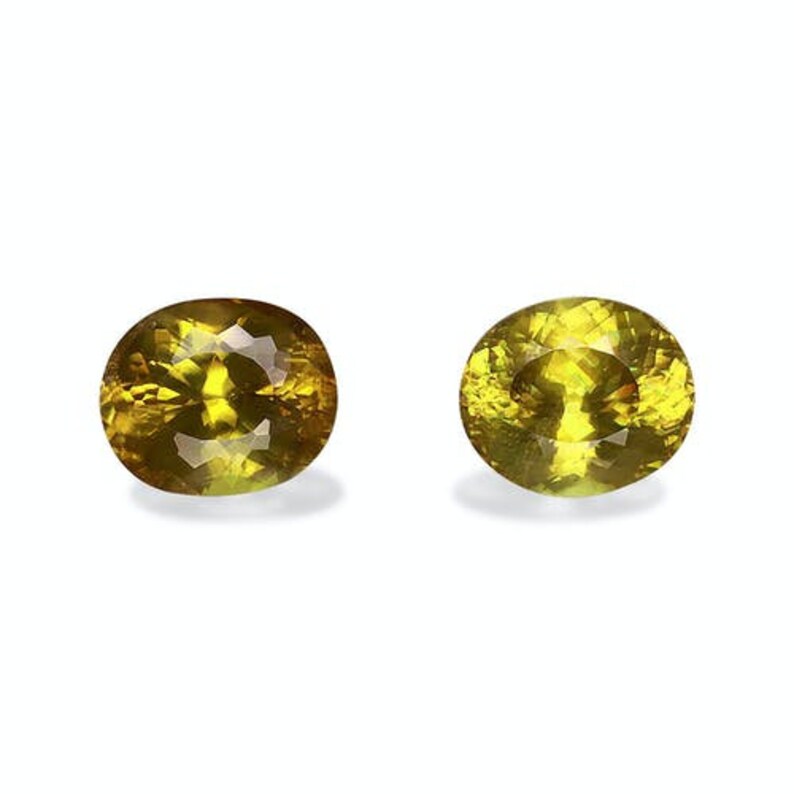 3.27 ct Pair Beautiful Green Sphene Sparkle Lustre Natural 100/% Genuine gem