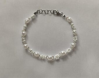 Beaded Pearl Daisy Bracelet, Bridal Floral Jewelry