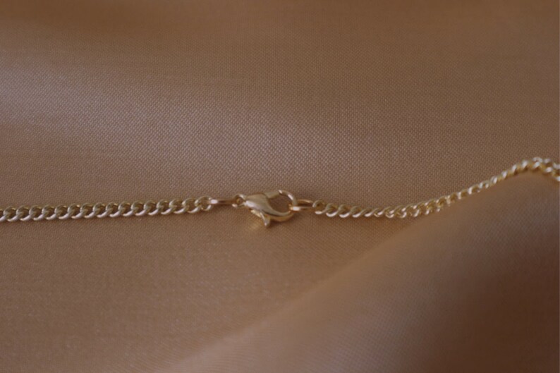 Pärlhalsband – Guldfärgat halsband, mjuk tjejestetik, 30 cm bild 6