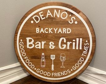 Letrero de bar personalizado, letrero de barbacoa, bar y parrilla, decoración del patio trasero, letrero de la cubierta, letrero de amigos, decoración del porche, decoración de la cubierta, letrero personalizado