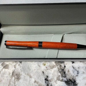 Hand draaide Padauk Pen