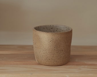 Handmade ceramic mug / Thumb mug / Pottery mug / Unique ceramic mug / Imperfect mug / Minimalist cup