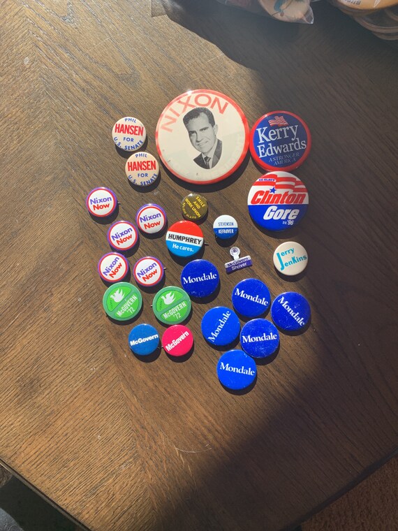 Lot of Vintage Political Pinbacks - 25