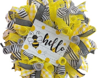 Hello Bumble Bee Wreath, Bee Wreath for Front Door Wreath, Spring Door Hanger Wreath, DIY Wreath Kit