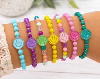 Colorful Smiley Face Beaded Bracelet | Happy Face Stretch Bracelet | Bright Chunky Jewelry | Gift for Teacher | Friendship Gift