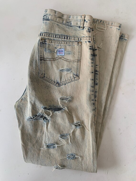 80s 90s Distressed Acid Wash Boyfriend Jeans Ripp… - image 9