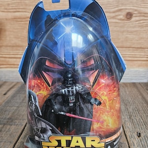 Star Wars Revenge of the Sith &quot;Darth Vader&quot; Figurine With Light Saber