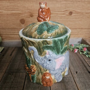 Vintage Monkey Jungle Safari Ceramic Cooke Jar Ec