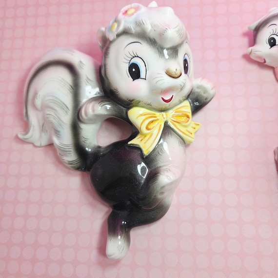 Vintage PY Japan Kitsch Ceramic Dancing Skunk Family Wall Decor