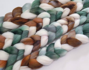 WINTER WOODS 4oz braid of 100% Superfine Merino Wool hand-dyed spinning fiber/roving/combed top