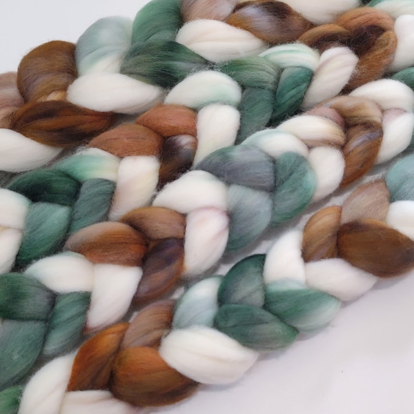 WINTER WOODS 4oz braid of 100% Superfine Merino Wool hand-dyed spinning fiber/roving/combed top