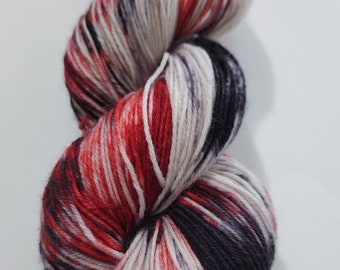 hand dyed yarn ~ QUEEN of HEARTS 100g Superwash 75/25 BFL/nylon washable fingering / sock yarn