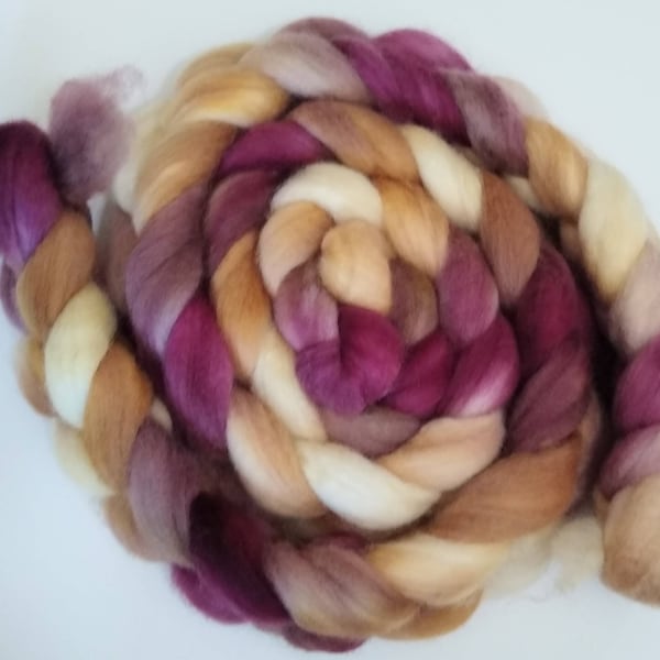 VELVETEEN RABBIT 4oz braid of 100% bfl hand-dyed spinning fiber/roving/combed top