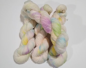 Hand dyed yarn ~ ICY IRIDESCENCE 100g Superwash 75/25 BFL/nylon washable fingering / sock yarn
