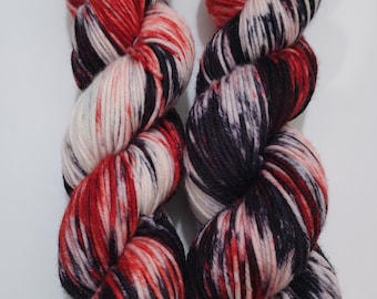 Hand dyed yarn ~ QUEEN of HEARTS 100g Superwash Merino DK weight 4 ply yarn