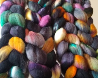 BLACK OPAL 4oz braid of 100% Superfine Merino Wool hand-dyed spinning fiber/roving/combed top