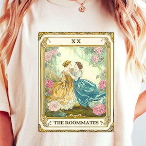 Camiseta sutil do orgulho lésbico, e eles eram colegas de quarto, camiseta de tarô, camiseta feminina do orgulho sáfico WLW, moda queer, produtos de amor gay bissexual