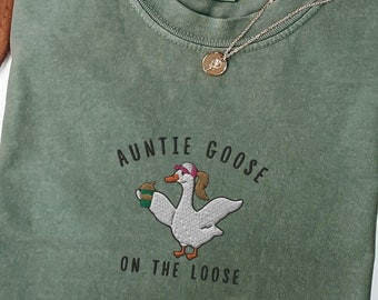 Embroidered Auntie Silly Goose Shirt, Cool Aunts Club Tshirt,Funny Goose Lover Gift for Aunt, New Pregnancy Announcement Tee