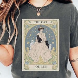 Camiseta para amantes de los gatos, camiseta con la carta del tarot de la Señora Gata Comfort Colors®, camiseta vintage de la Reina Gata, regalo para mamá gata, regalos divertidos para el Día de la Madre para mamás gatas.
